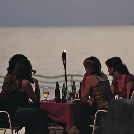 Orphee Hotel Mlini